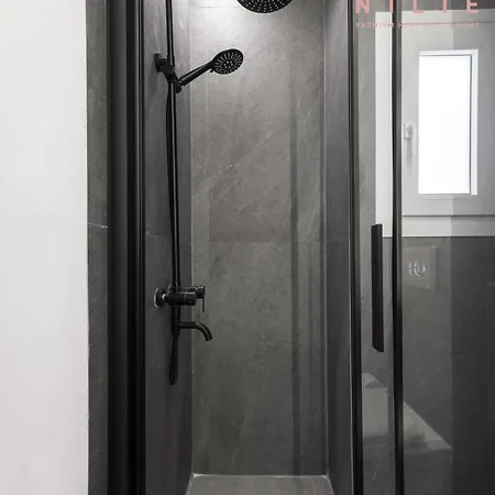 Lusso Bianco, Nilie Hospitality Mgmt Apartamento