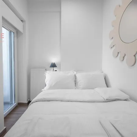 Lusso Bianco, Nilie Hospitality Mgmt * Tessalónica