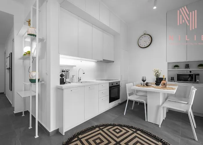 Lusso Bianco, Nilie Hospitality Mgmt Apartament