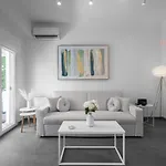 Lusso Bianco, Nilie Hospitality Mgmt Apartman *