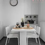 Apartman Lusso Bianco, Nilie Hospitality Mgmt *