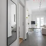 Lusso Bianco, Nilie Hospitality Mgmt Szaloniki
