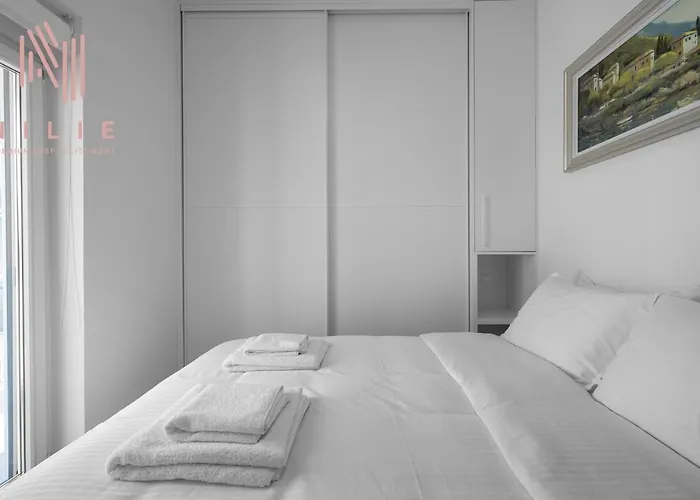 Lusso Bianco, Nilie Hospitality Mgmt * Салоники